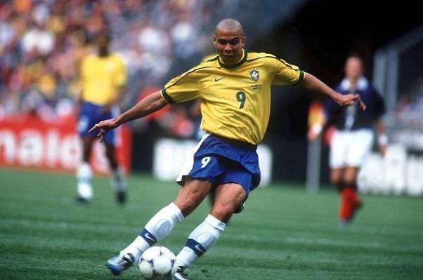 成为了球队 成为了球队